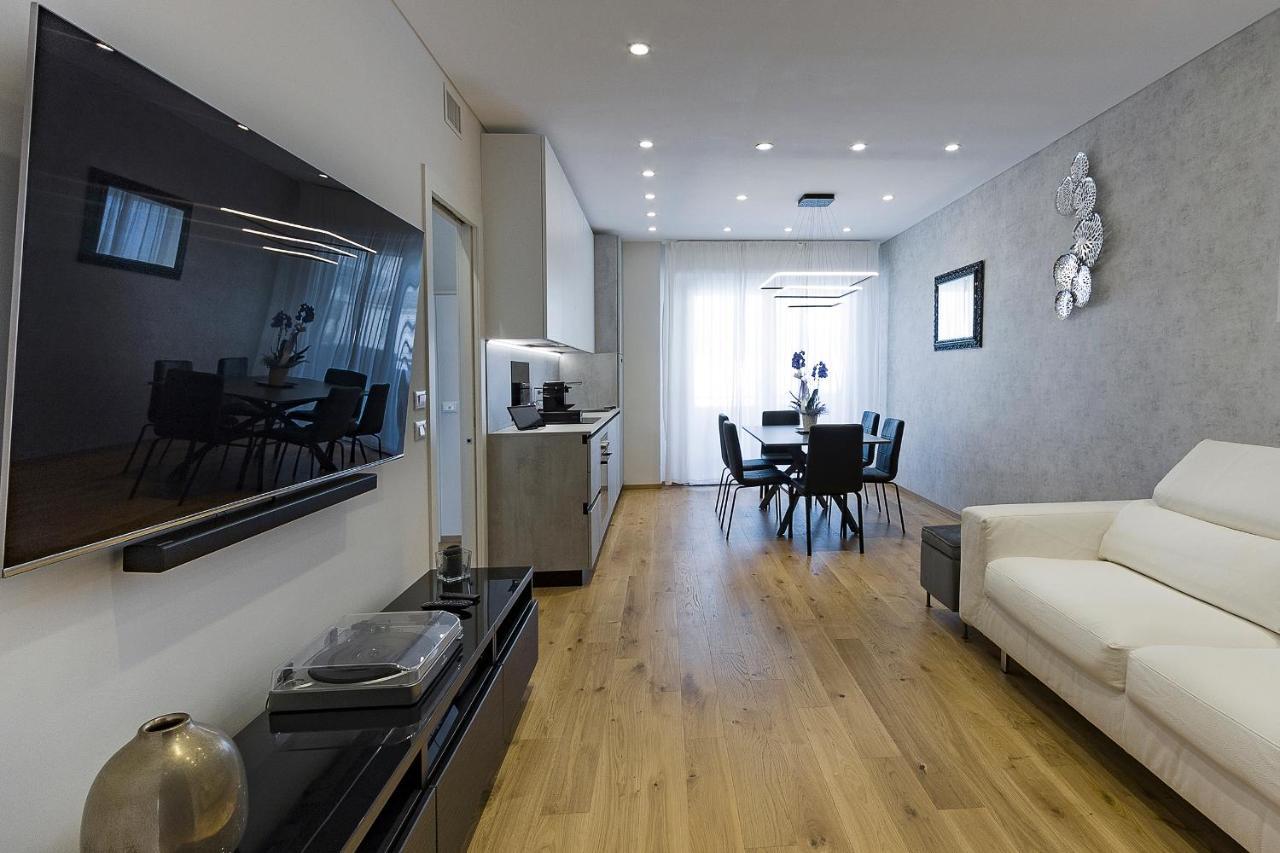 Crima Mare Luxury Apartment มิซาโน อาดรีอาติโก ภายนอก รูปภาพ
