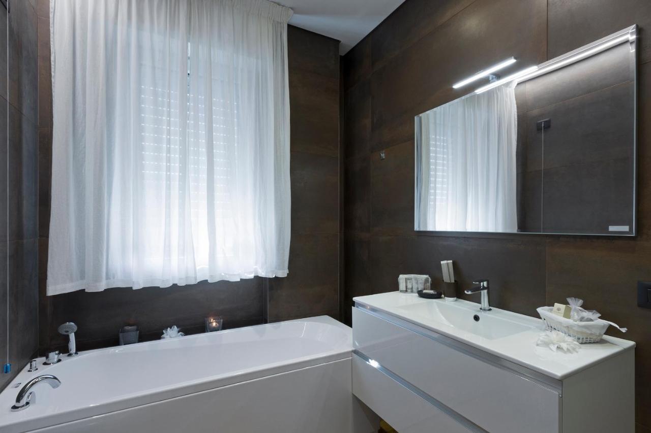 Crima Mare Luxury Apartment มิซาโน อาดรีอาติโก ภายนอก รูปภาพ